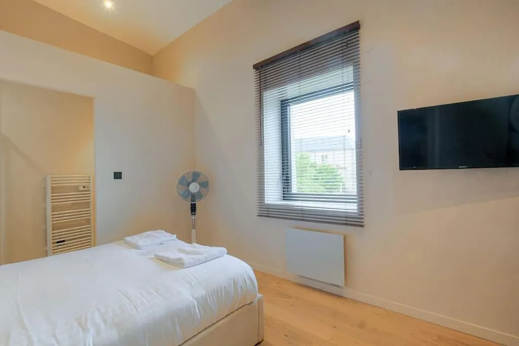 Apartment Superbe Appartement Renove Et Lumineux, Salvagny La Tour-de-Salvagny France
