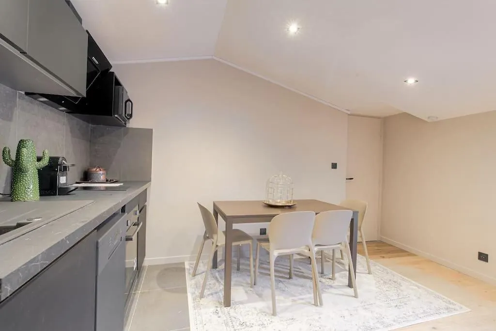 Superbe Appartement Renove Et Lumineux, Salvagny La Tour-de-Salvagny France