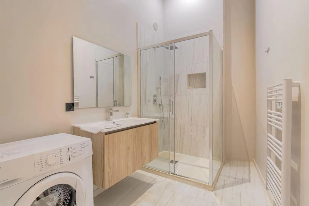 Superbe Appartement Renove Et Lumineux, Salvagny La Tour-de-Salvagny 0*,  France
